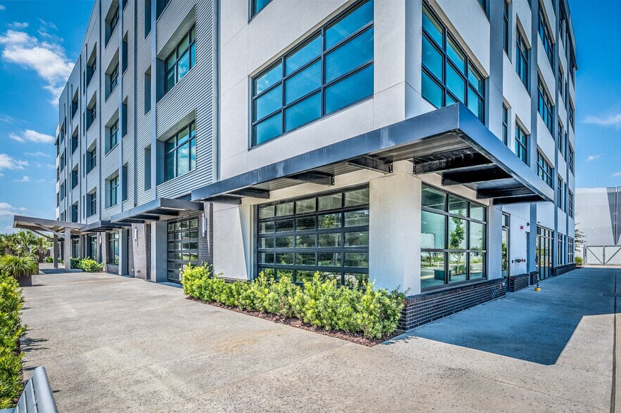 More Photos Of 1940 Algonquin Rd, Charleston Office For Lease