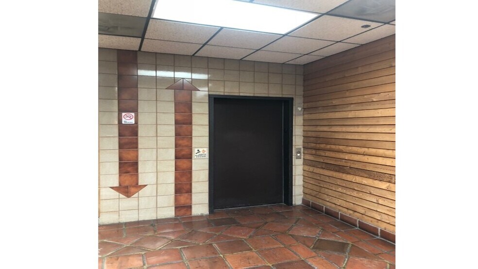 More Photos Of 159 E Live Oak Ave, Arcadia Office For Sale