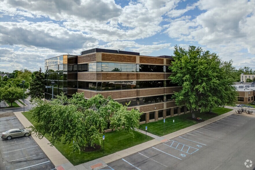 More Photos Of 1000 Victors Way, Ann Arbor Medical For Lease