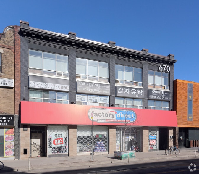 Primary Photo Of 670-674 Bloor St W, Toronto Office For Lease