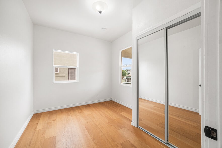 More Photos Of 600 S Ditman Ave, Los Angeles Multifamily For Sale