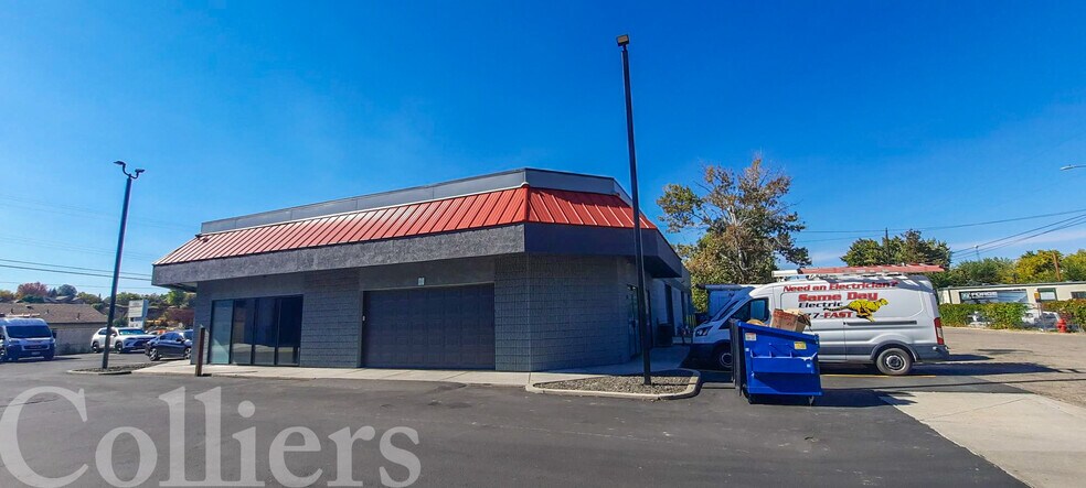More Photos Of 4684-4688 W Chinden Blvd, Boise Freestanding For Lease