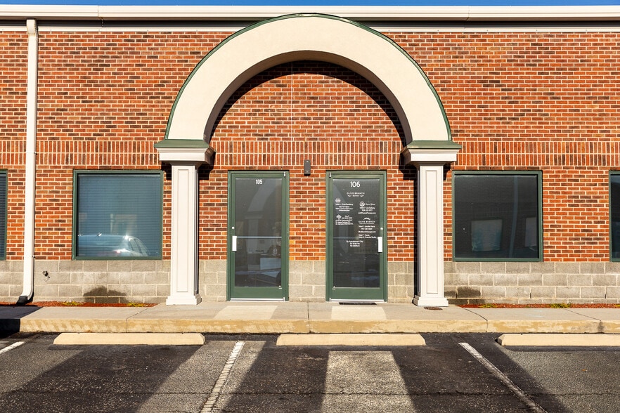 Primary Photo Of 7215 Ogden Business Ln, Wilmington Flex For Lease