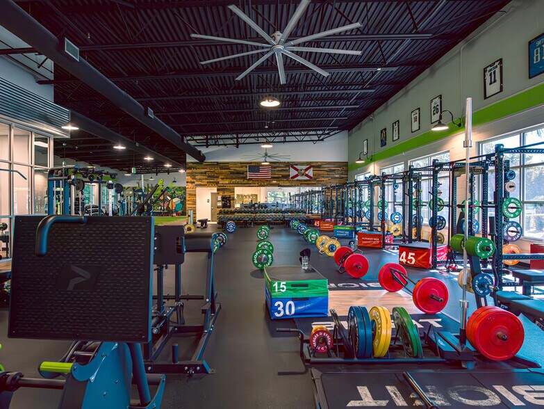 More Photos Of 2780 W Florida 426, Oviedo General Retail For Sale