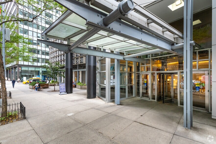 More Photos Of 200 Pearl St, New York Apartments For Lease