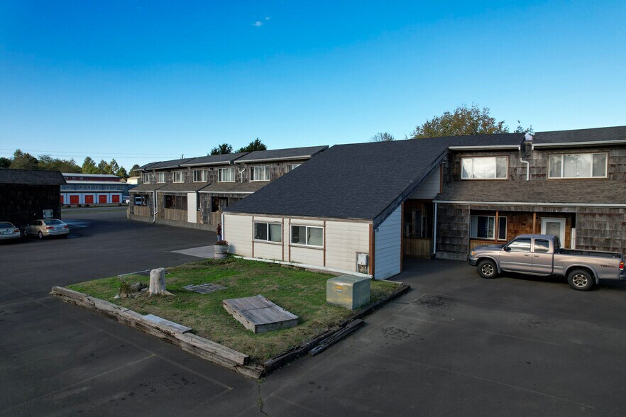 More Photos Of 4253 Highway 101 N, Gearhart Hotel For Sale