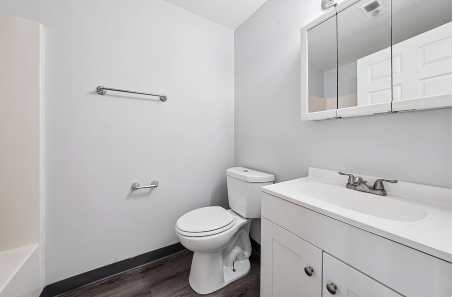More Photos Of 190 Manhattan Ave, Buffalo Apartments For Sale