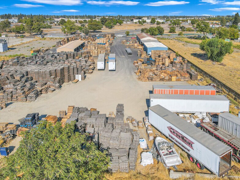 More Photos Of 3264 Ramona Ave, Sacramento Manufacturing For Lease