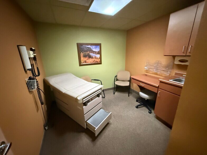 More Photos Of 1517 Brown St, El Paso Medical For Sale