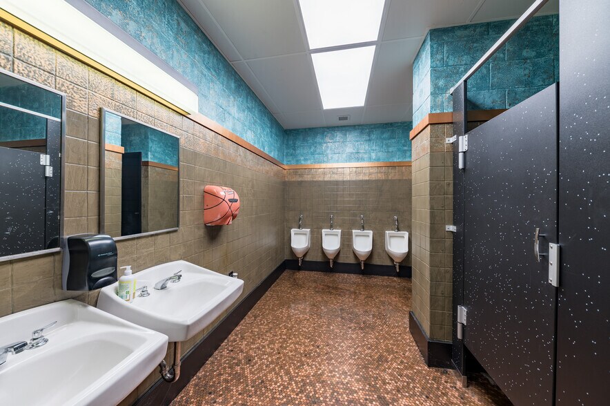 More Photos Of 145 School Rd, Mount Morris Office For Sale