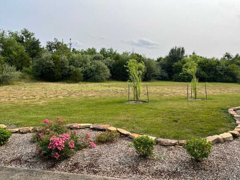 More Photos Of 2728 Augustine Herman Hwy, Chesapeake City Freestanding For Sale