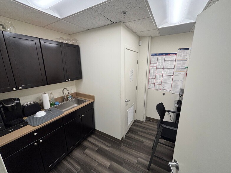 More Photos Of 9924 NE 185th St, Bothell Multifamily For Sale