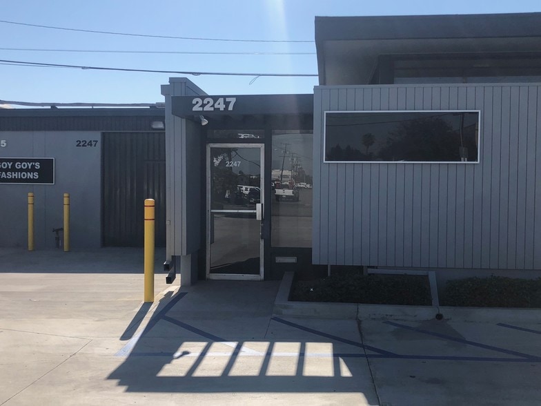 More Photos Of 2245-2259 Ritchey St, Santa Ana Distribution For Lease