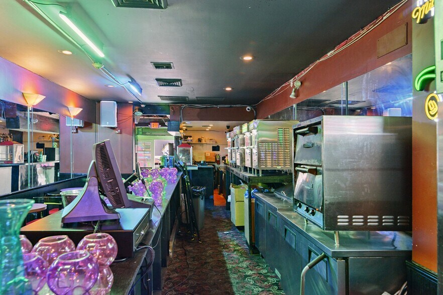 More Photos Of 508 Bourbon St, New Orleans Restaurant For Lease