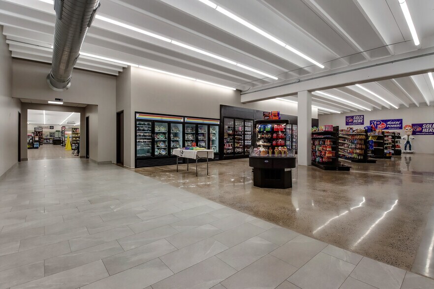 More Photos Of 1124 Hammond Ave, Rice Lake Freestanding For Sale