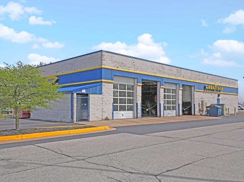 More Photos Of 4655 24th Ave, Fort Gratiot Auto Repair For Sale