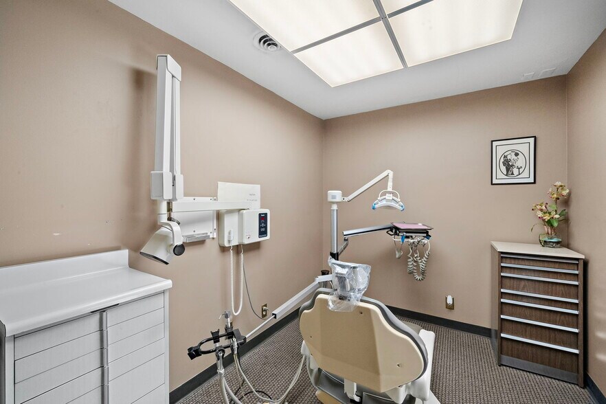 More Photos Of 700 S Brea Blvd, Brea Office Residential For Sale