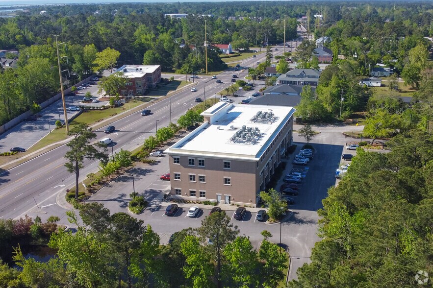 More Photos Of 1612 Military Cutoff Rd, Wilmington Office For Lease