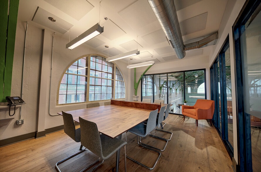 More Photos Of 101 S Fountain Ave, Springfield Lodge Meeting Hall For Sale