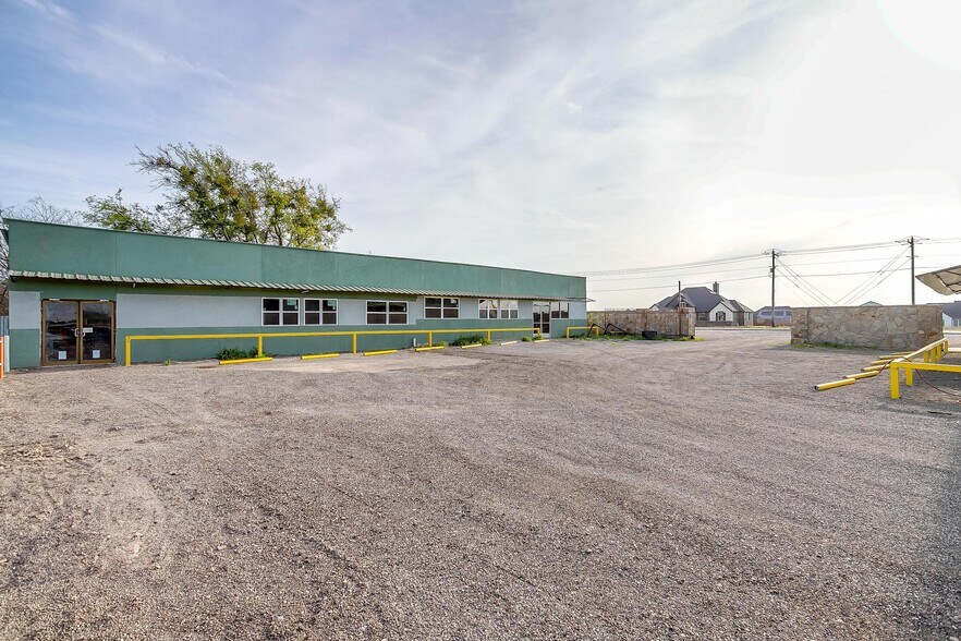 More Photos Of 4920 Tin Top Rd, Weatherford Office For Sale