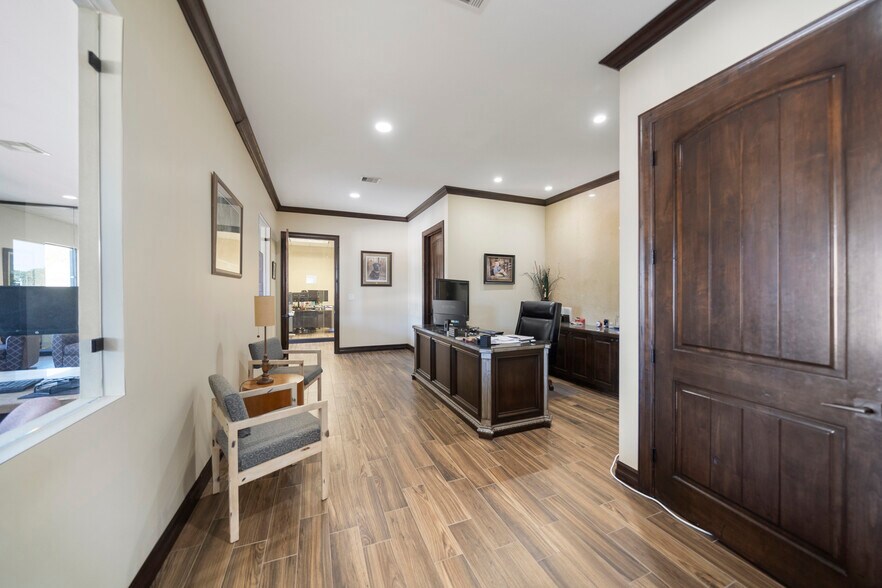 More Photos Of 10655 FM 1097 Rd W, Willis Medical For Sale