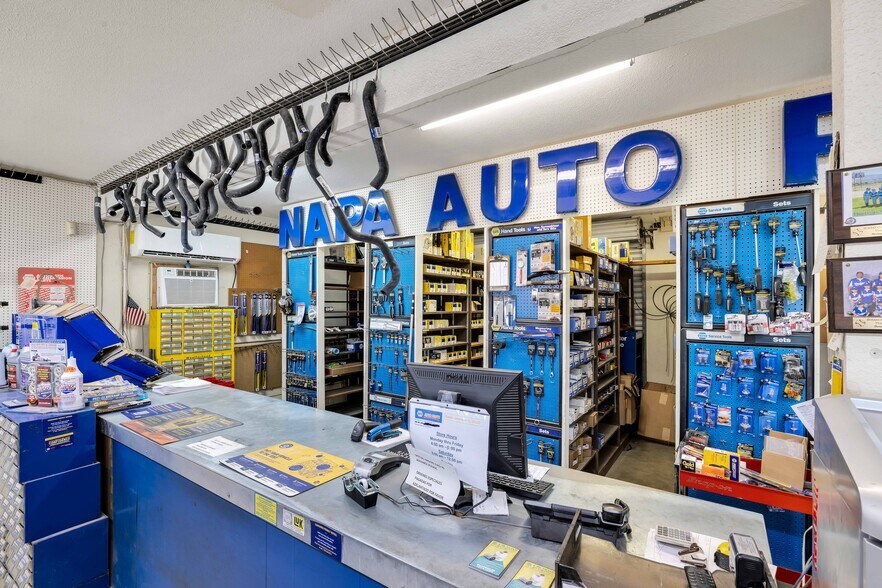 More Photos Of 2476 Stirrup Rd, Borrego Springs General Retail For Sale