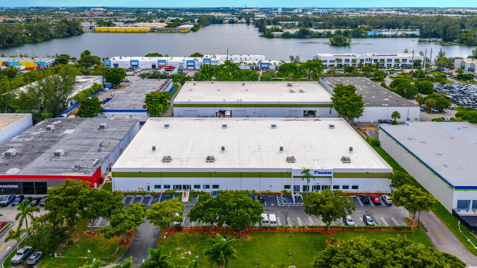 Primary Photo Of 1400 NW 88th Ave, Doral Unknown For Lease