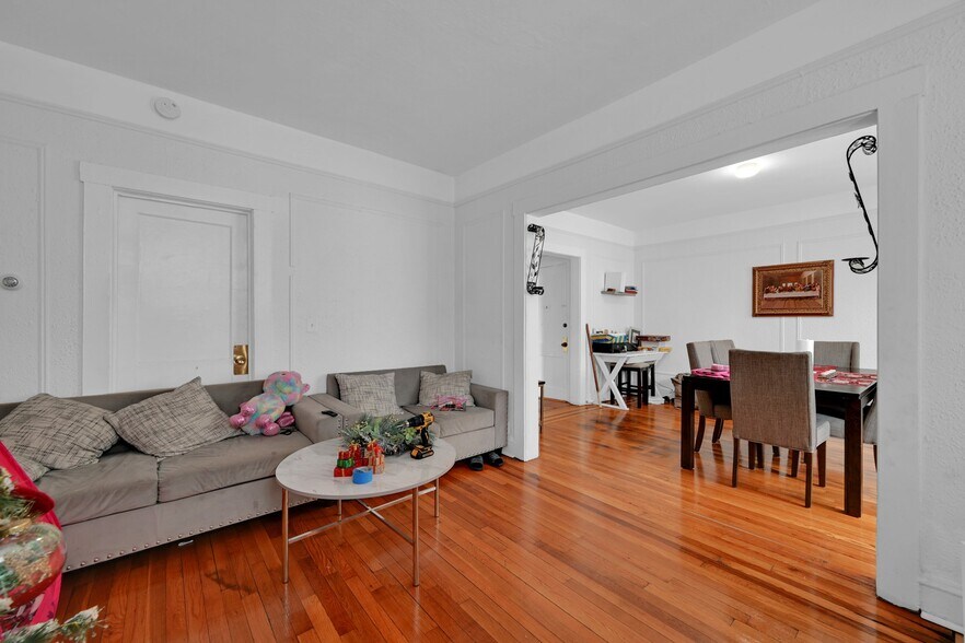 More Photos Of 737 Warburton Ave, Yonkers Apartments For Sale