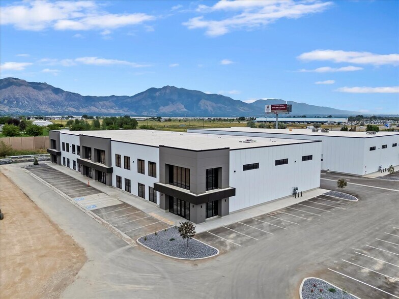 More Photos Of 1166 N 2000 W, Farr West Light Distribution For Lease