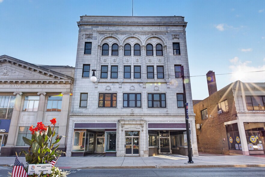 More Photos Of 573-577 Broadway, Lorain Storefront Retail Residential For Sale
