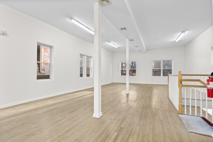 More Photos Of 6209 Adams St, West New York Warehouse For Lease