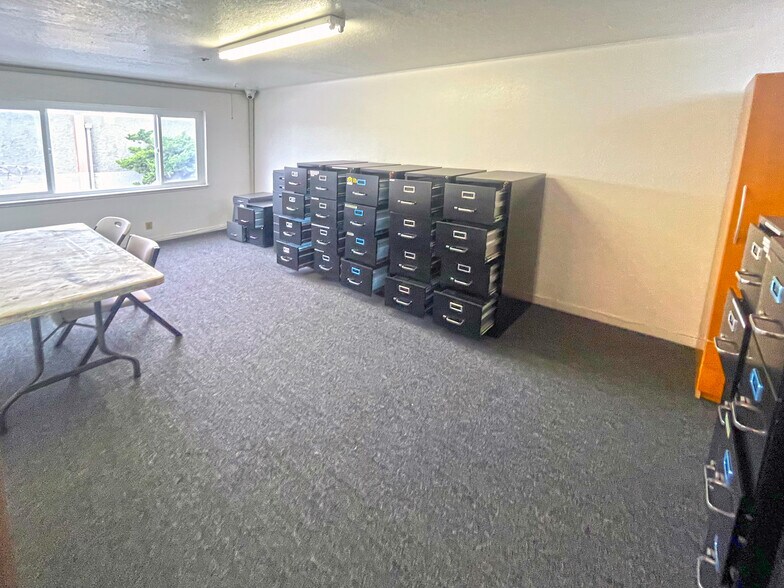 More Photos Of 1240 47th Ave, Oakland Warehouse For Lease