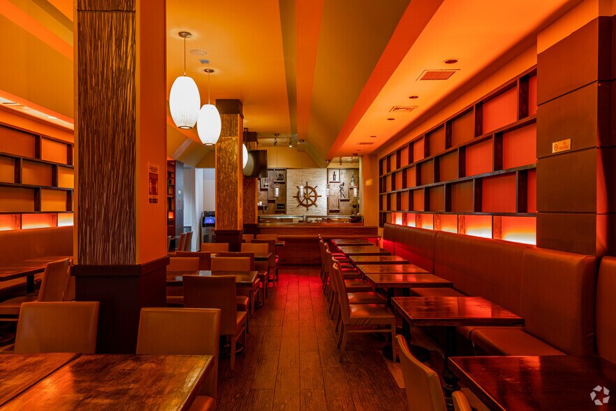 More Photos Of 234 W 48th St, New York Hotel For Lease