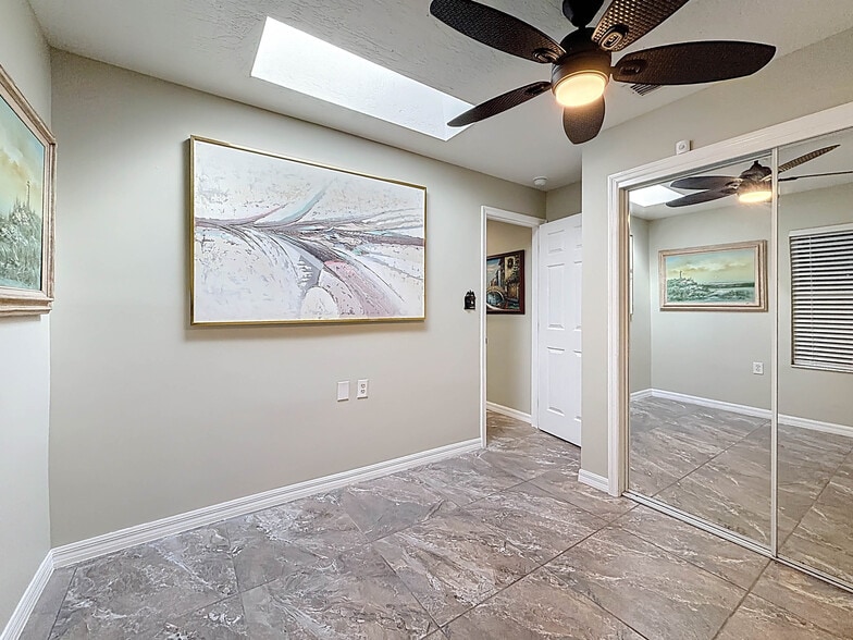 More Photos Of 421 NW 14th Pl, Crystal River Apartments For Sale