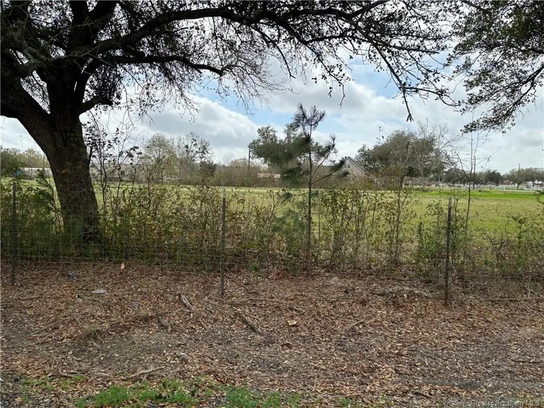 More Photos Of 1 Ramoin Street St, Sulphur Land For Sale