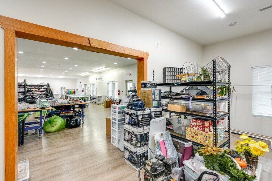 More Photos Of 2149 Wadsworth Rd, Norton Office For Sale