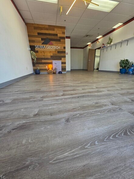 More Photos Of 4470 Yankee Hill Rd, Rocklin Flex For Lease