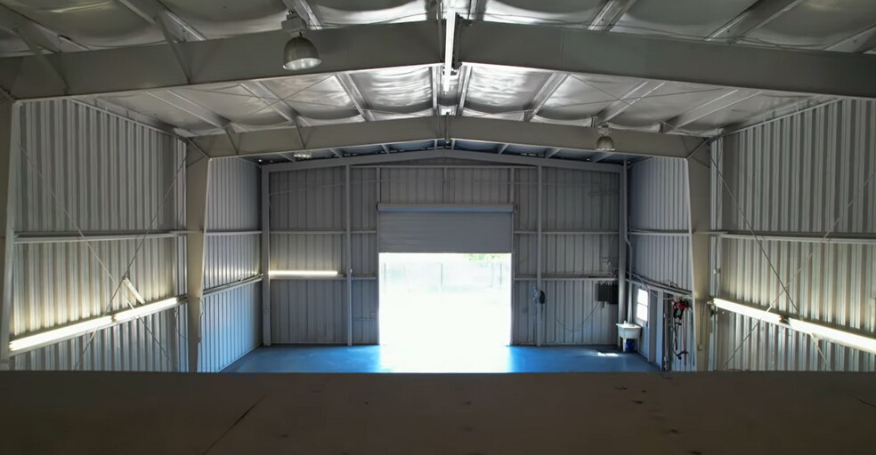 More Photos Of 1911 Dana Dr, Fort Myers Warehouse For Sale