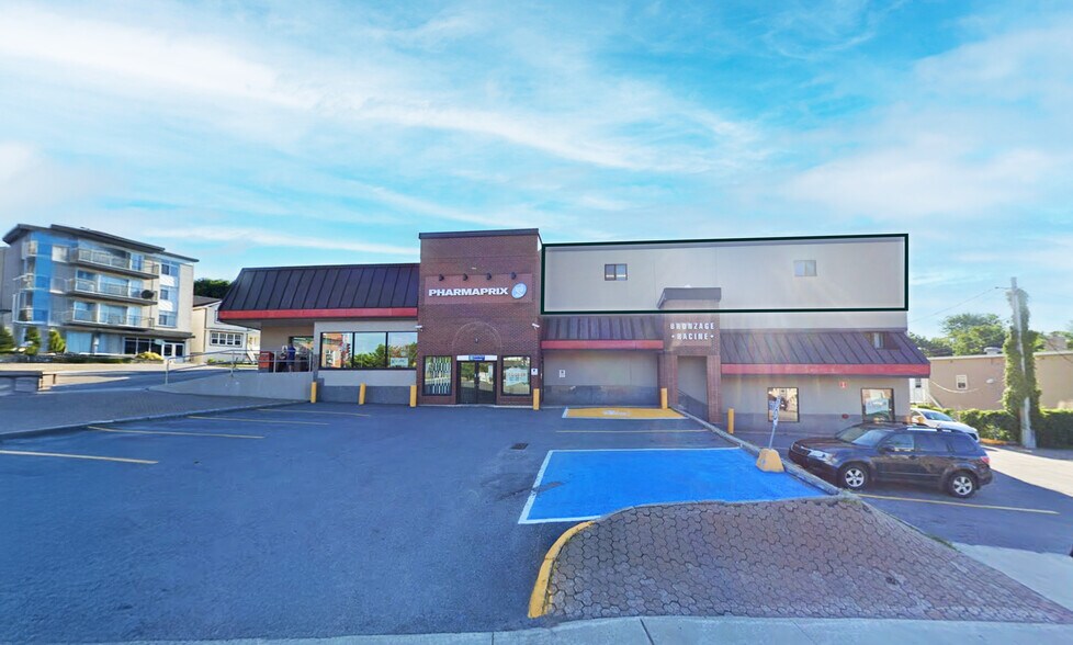 Primary Photo Of 682 Av Royale, Québec General Retail For Lease