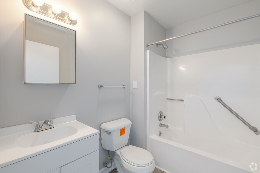 More Photos Of 1004 Appamattox Ct, Fayetteville Apartments For Sale