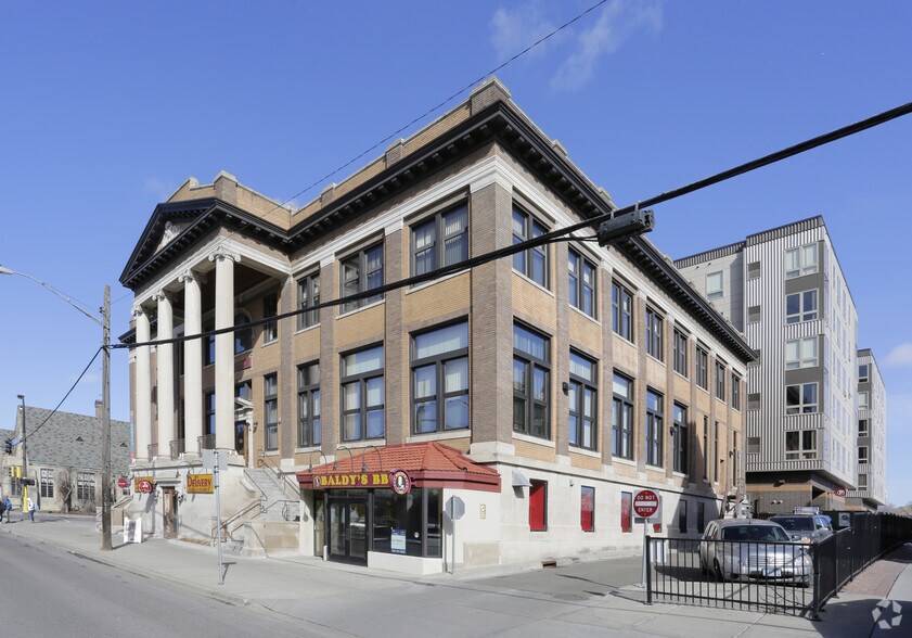 More Photos Of 304 15th Ave SE, Minneapolis Apartments For Lease