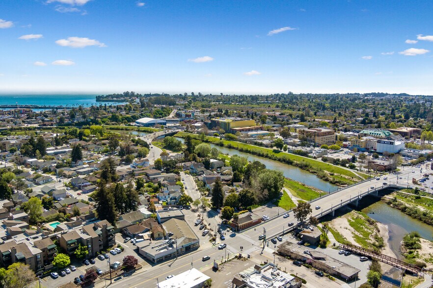 More Photos Of 111 Dakota Ave, Santa Cruz Medical For Sale