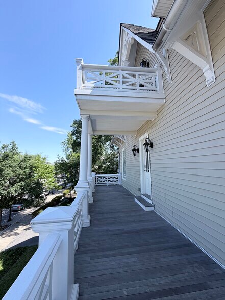 More Photos Of 54 N Broadway, Tarrytown Office For Lease