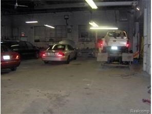 More Photos Of 517 Southfield Rd, Lincoln Park Auto Repair For Sale