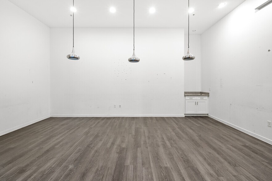 More Photos Of 810 N Hancock St, Philadelphia Loft Creative Space For Lease