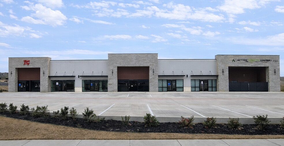 Primary Photo Of 7525 Summer Creek Dr, Fort Worth General Retail For Lease