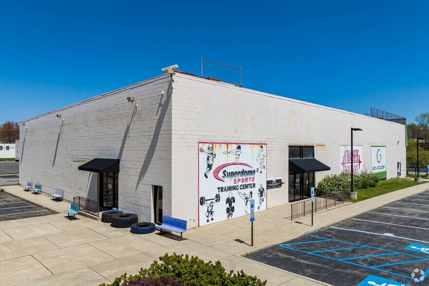 More Photos Of 140 Hopper Ave, Waldwick Sports And Entertainment For Lease