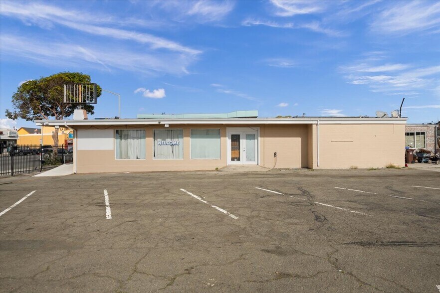 More Photos Of 12860 San Pablo Ave, Richmond Restaurant For Sale