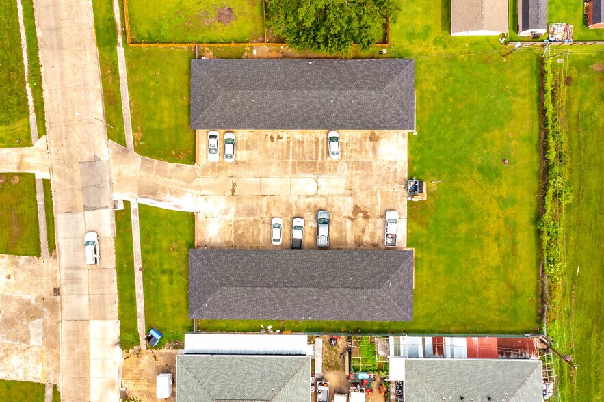 More Photos Of 3600 Friendswood Dr, Houma Apartments For Sale