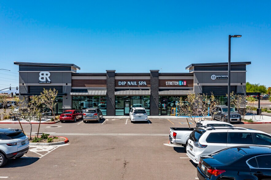 More Photos Of 24645 N Lake Pleasant Pky, Peoria Freestanding For Lease